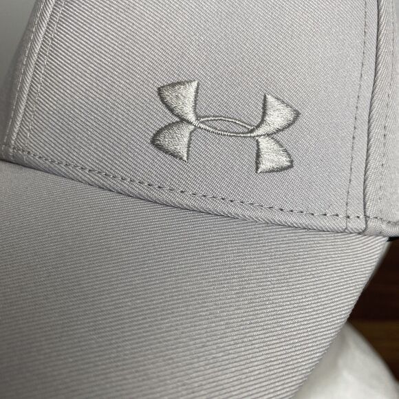 Under Armour Snapback Gray Womens Hat Cap OSFA Golf Urban Fashion Y2K - Picture 2 of 11